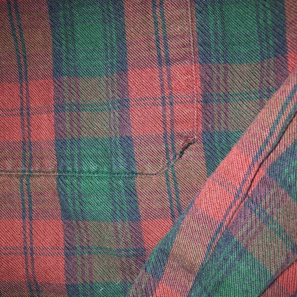 RED BLUE PLAID FLANNEL SHIRT SIZE L TALL L.L. BEAN 100% COTTON OUTDOOR GRUNGE ME - Picture 4 of 4